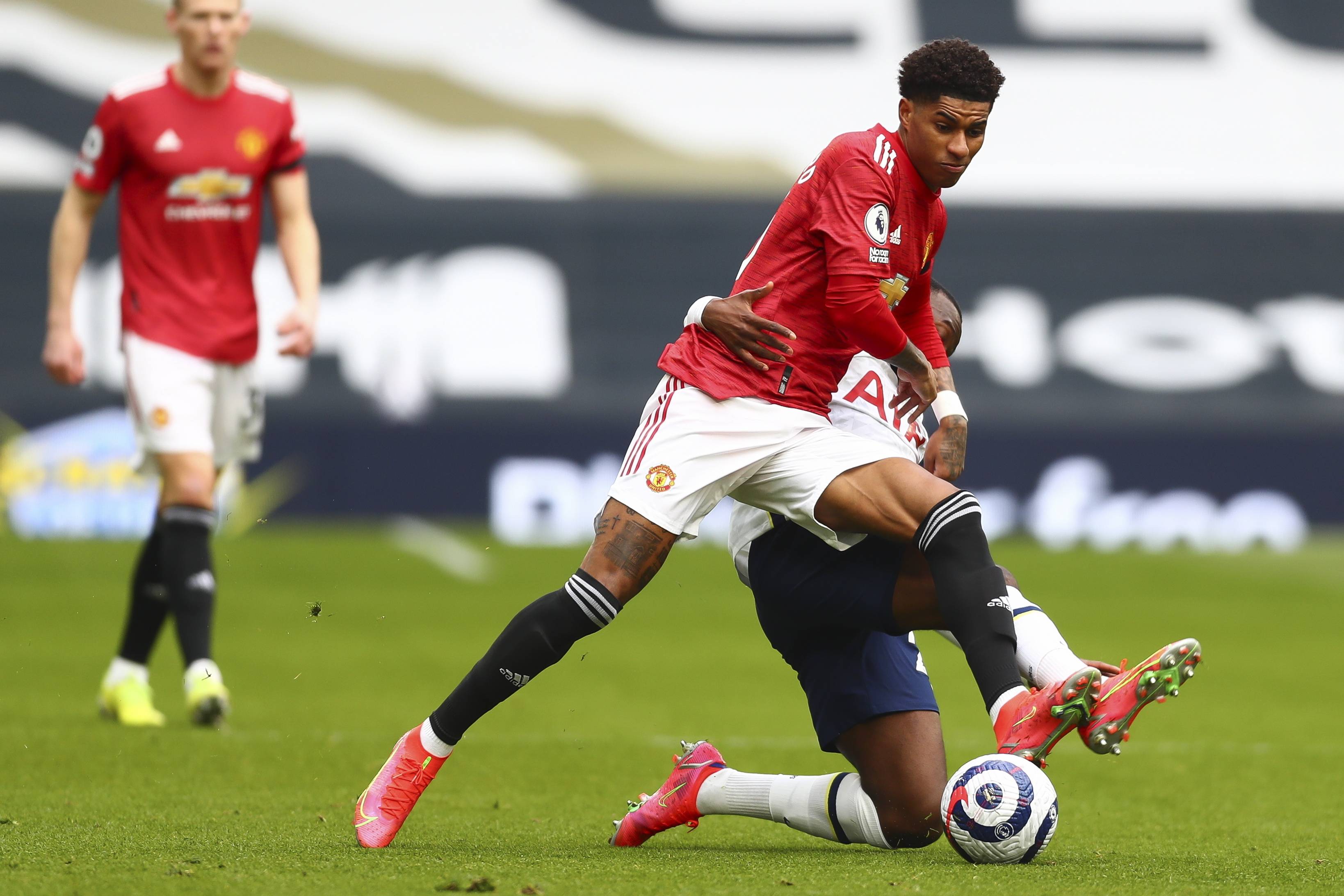 临的不仅仅 临的不仅仅