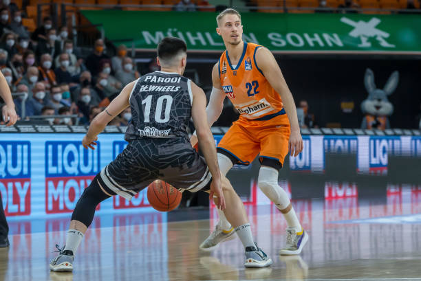 在比赛中灵 在比赛中灵